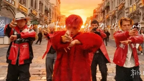 激情对决！德赫亚领衔，多多首发登场！瓦尔迪强势回归，奥代罗助阵佛罗伦萨与克雷莫内塞巅峰对决！